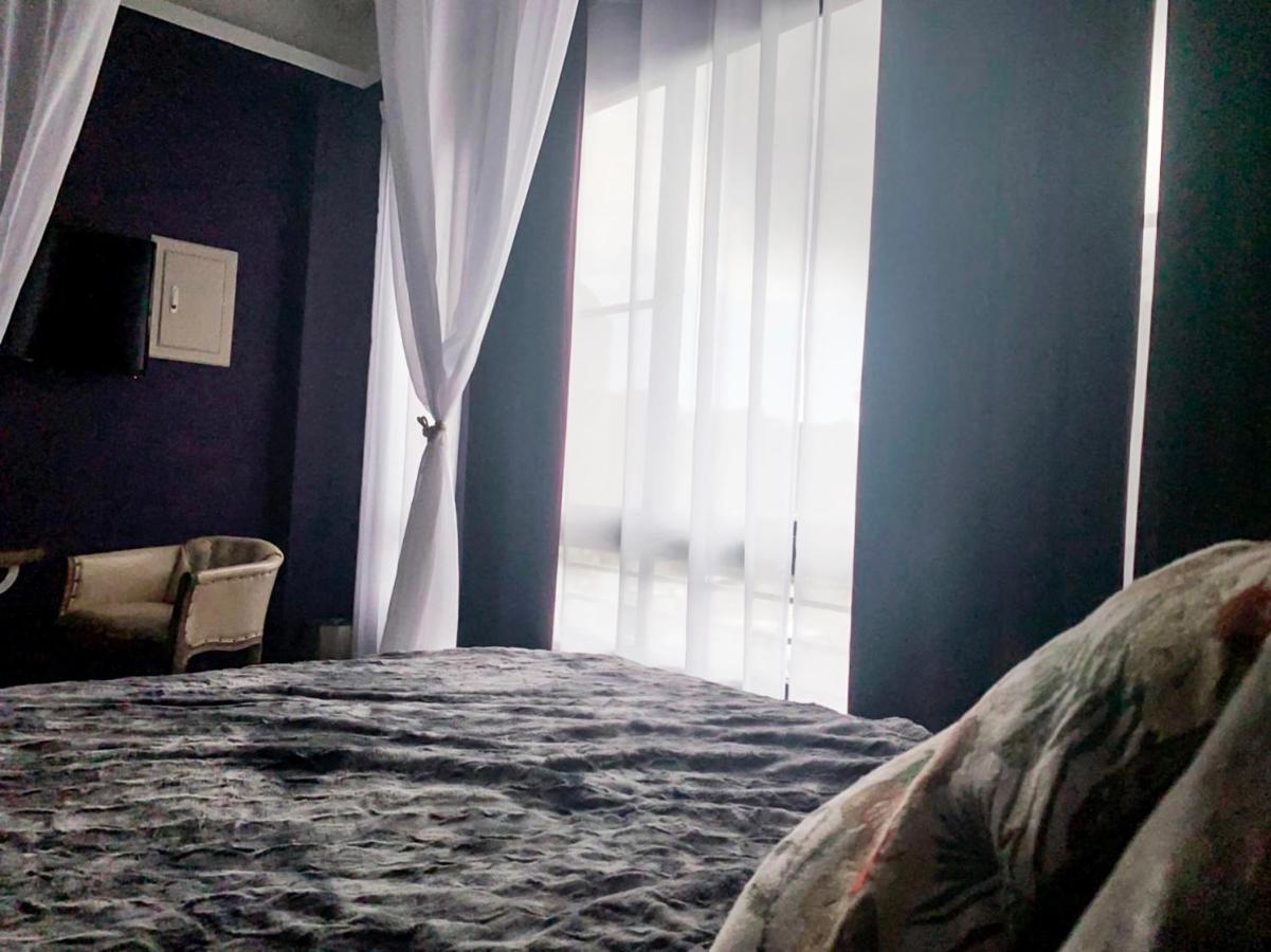 Light Luxury Apartment Apartment Taitung Luaran gambar